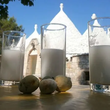 乡村民宿 Trullo Oasi Di Pace 切列梅萨皮卡